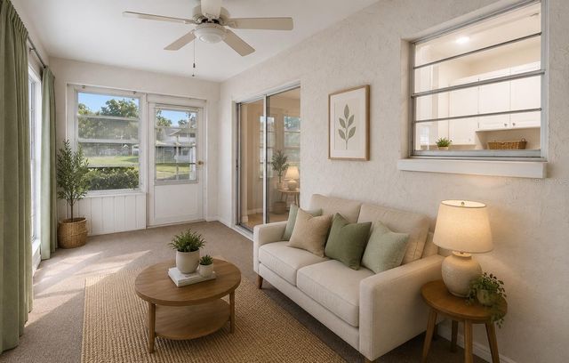 2304 GLENMORE CIRCLE 327, Sun City Center, FL 33573