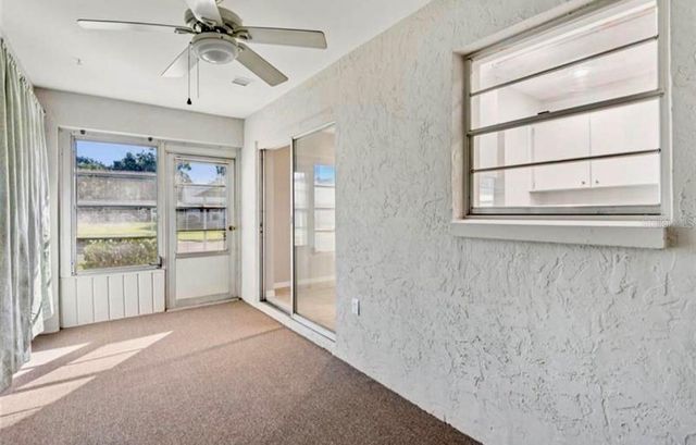 2304 GLENMORE CIRCLE 327, Sun City Center, FL 33573