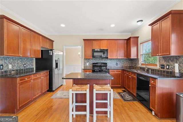 135 Mccook Way NW, Kennesaw, GA 30144