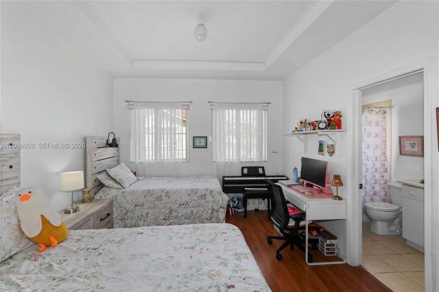8242 NW 107th Court 812, Doral, FL 33178