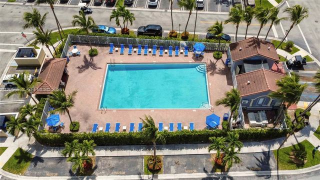8242 NW 107th Court 812, Doral, FL 33178