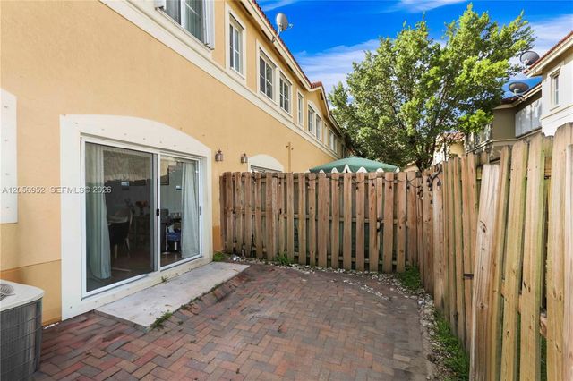 8242 NW 107th Court 812, Doral, FL 33178