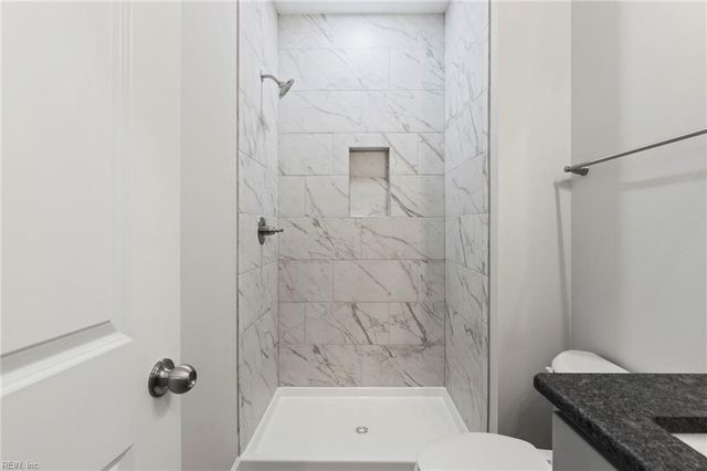 1308 Narrow WAY, Virginia Beach, VA 23451