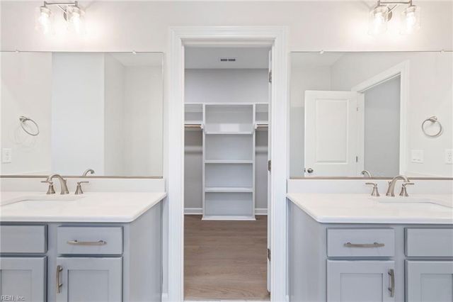 1308 Narrow WAY, Virginia Beach, VA 23451