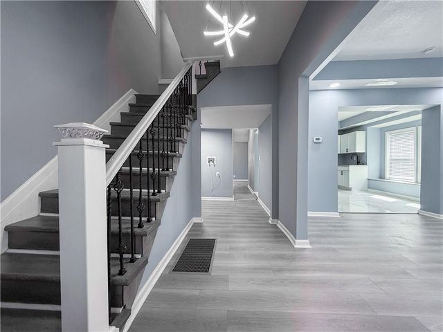 4121 Woodland Avenue, Kansas City, MO 64110