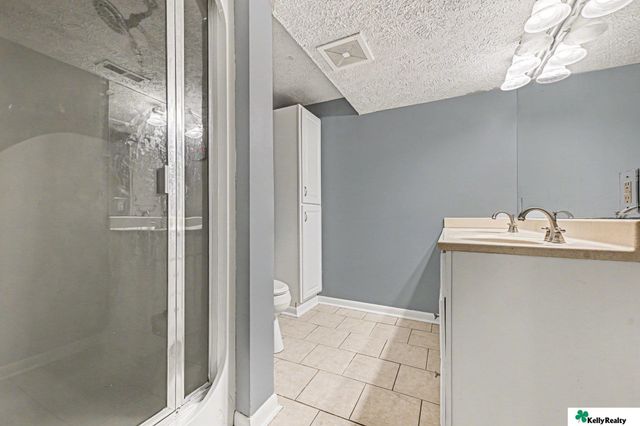 4541 N 85th Street, Omaha, NE 68134