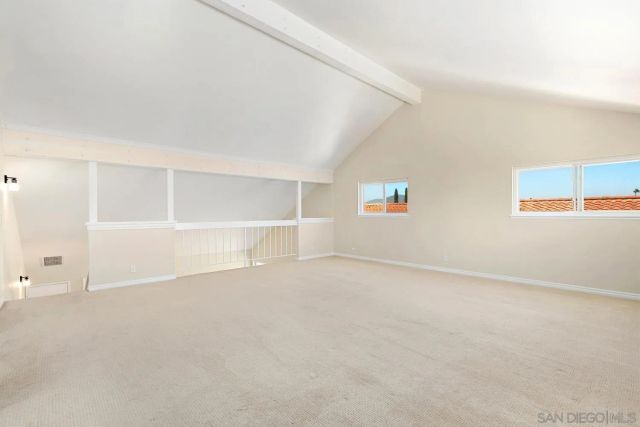 8761 Menkar Rd, San Diego, CA 92126