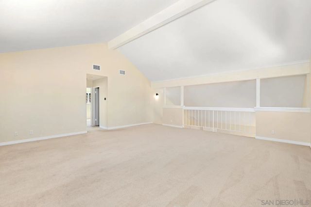 8761 Menkar Rd, San Diego, CA 92126