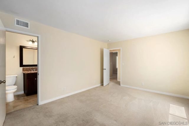 8761 Menkar Rd, San Diego, CA 92126