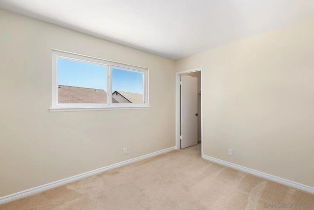 8761 Menkar Rd, San Diego, CA 92126