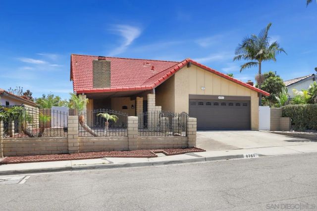 8761 Menkar Rd, San Diego, CA 92126