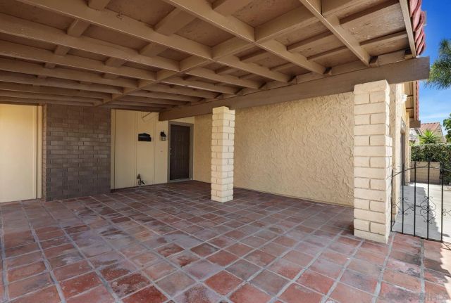 8761 Menkar Rd, San Diego, CA 92126