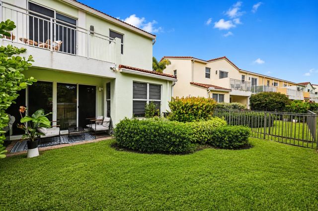 4873 NW 16th Terrace, Boca Raton, FL 33431