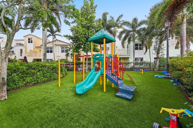 4873 NW 16th Terrace, Boca Raton, FL 33431