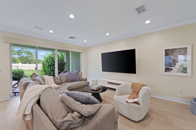 4873 NW 16th Terrace, Boca Raton, FL 33431