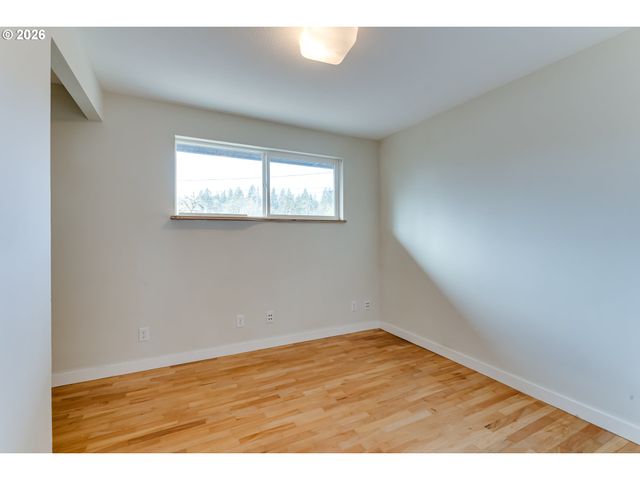 555 STAFFORD Ct, Eugene, OR 97405