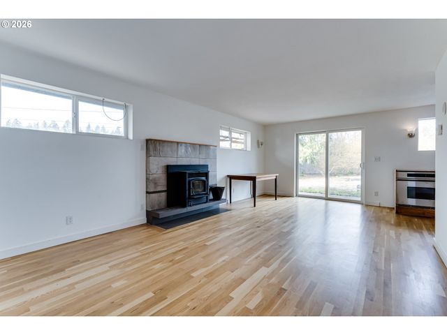 555 STAFFORD Ct, Eugene, OR 97405