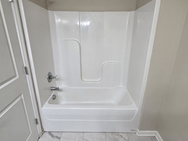 4109 George Buchanan Dr, La Vergne, TN 37086