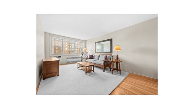629 KAPPOCK Street # 7N, New York City, NY 10463