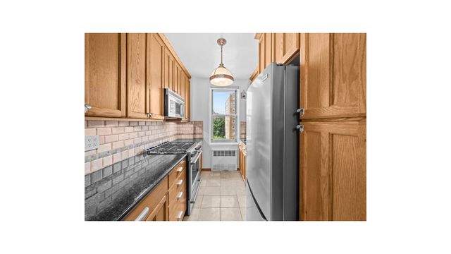 629 KAPPOCK Street # 7N, New York City, NY 10463