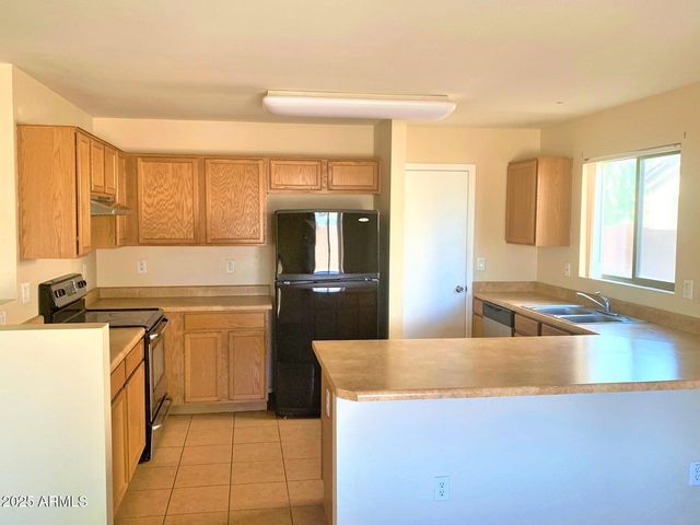 6698 E Summerset Road, Florence, AZ 85132