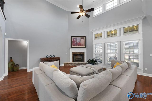 8220 Nantucket Circle, Owens Cross Roads, AL 35763