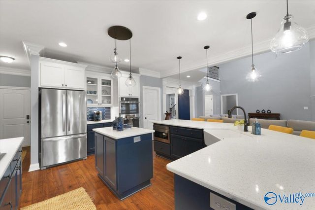 8220 Nantucket Circle, Owens Cross Roads, AL 35763