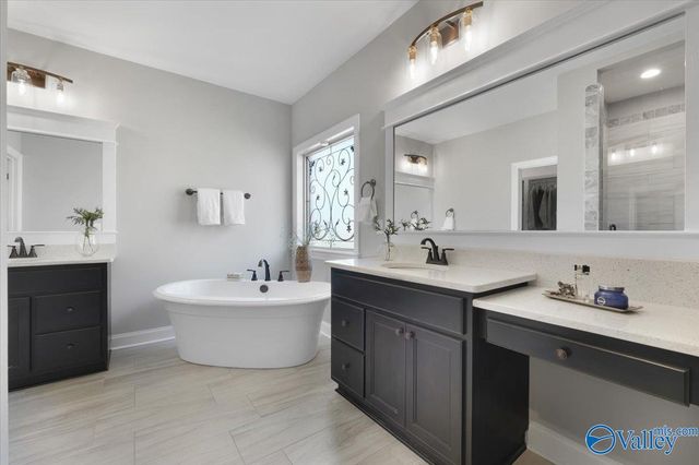 8220 Nantucket Circle, Owens Cross Roads, AL 35763