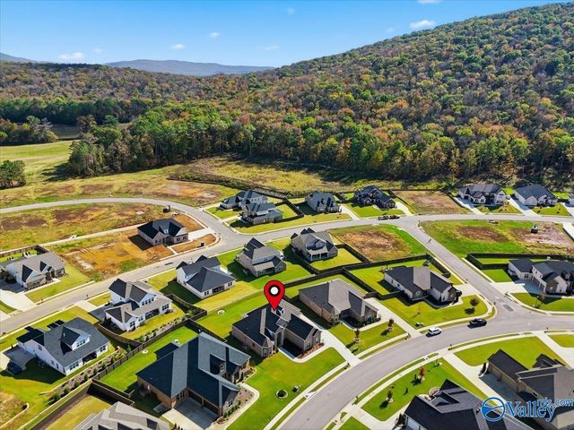 8220 Nantucket Circle, Owens Cross Roads, AL 35763