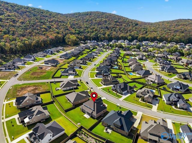 8220 Nantucket Circle, Owens Cross Roads, AL 35763