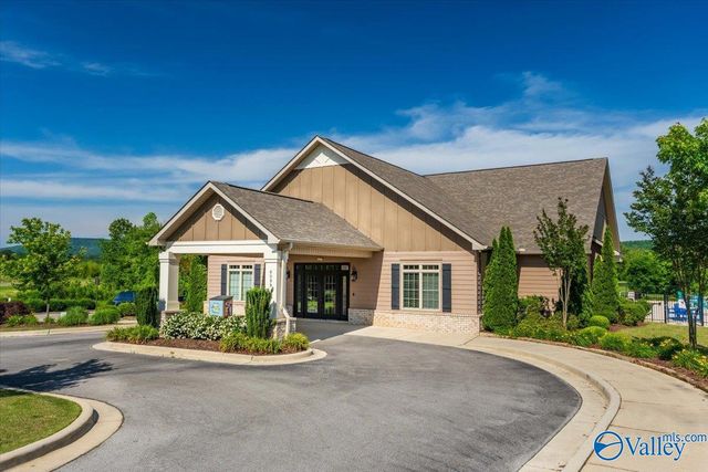 8220 Nantucket Circle, Owens Cross Roads, AL 35763