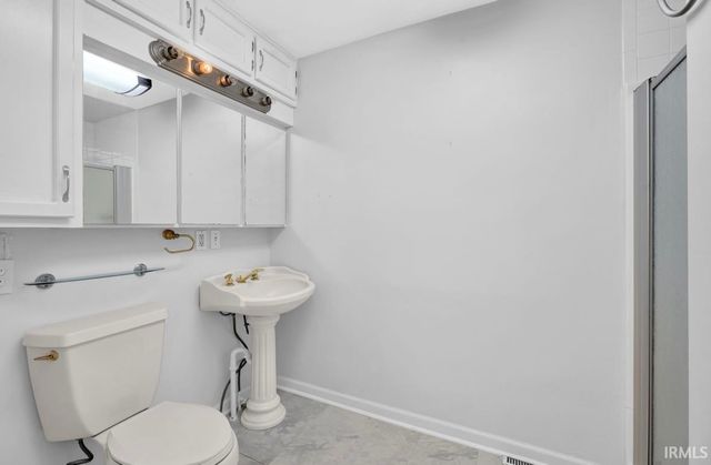 218 Pine Street, Vincennes, IN 47591