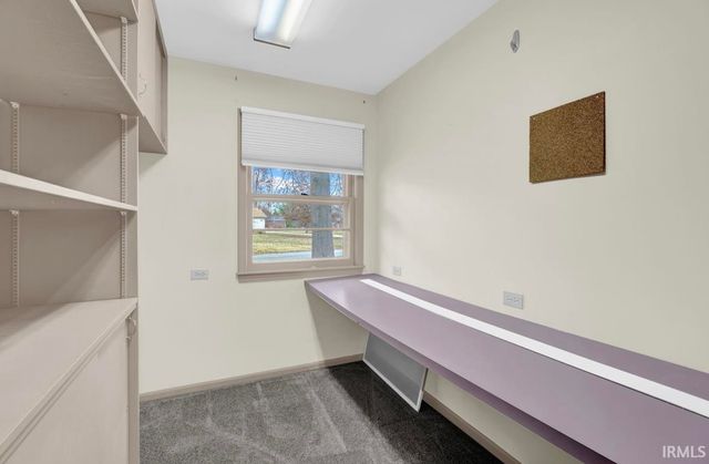 218 Pine Street, Vincennes, IN 47591