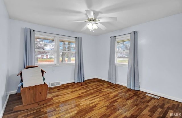 218 Pine Street, Vincennes, IN 47591