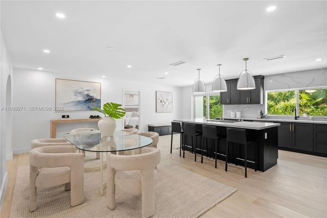 1420 Campamento Ave, Coral Gables, FL 33156