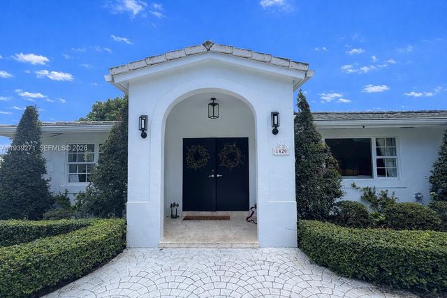 1420 Campamento Ave, Coral Gables, FL 33156