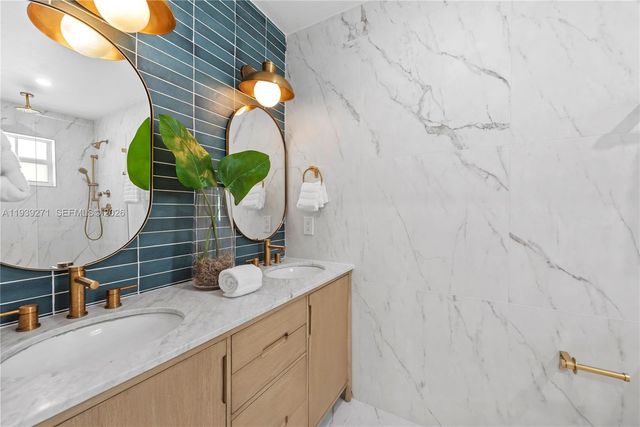 1420 Campamento Ave, Coral Gables, FL 33156