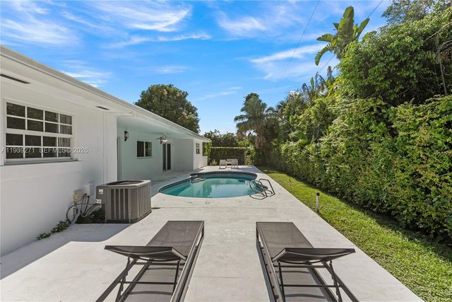 1420 Campamento Ave, Coral Gables, FL 33156