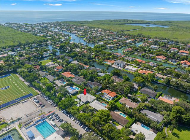 1420 Campamento Ave, Coral Gables, FL 33156