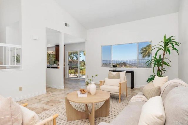 4868 Northerly St, Oceanside, CA 92056