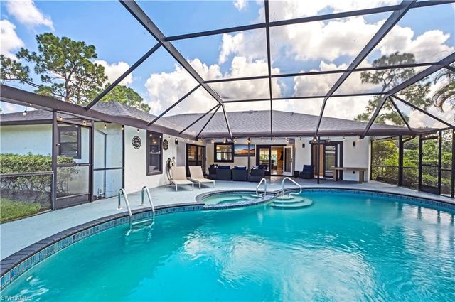1902 Princess CT, Naples, FL 34110