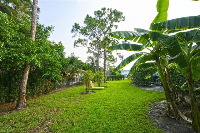1902 Princess CT, Naples, FL 34110