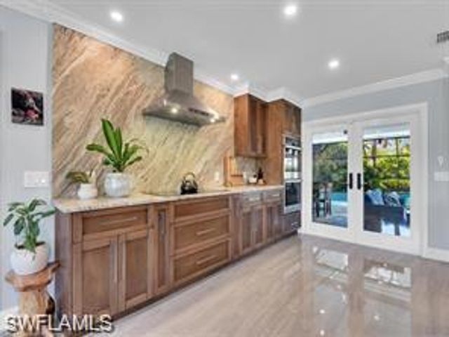 1902 Princess CT, Naples, FL 34110