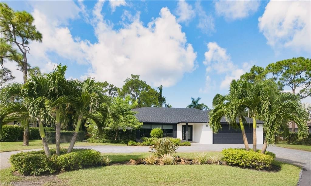 1902 Princess CT, Naples, FL 34110
