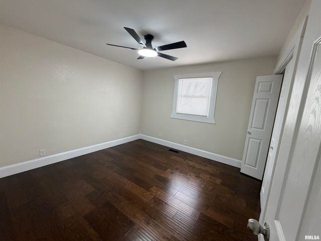 4267 EVERGREEN Drive, Galesburg, IL 61401