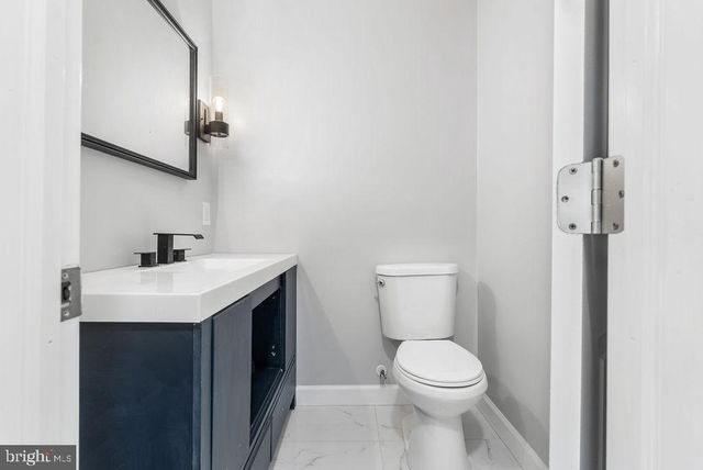 5034 NASH ST NE, Washington, DC 20019