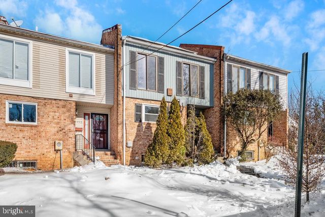 5034 NASH ST NE, Washington, DC 20019