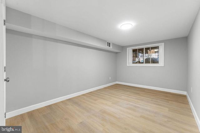 5034 NASH ST NE, Washington, DC 20019