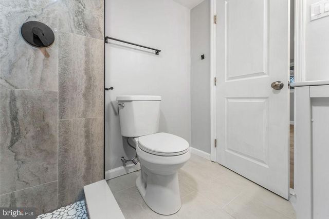 5034 NASH ST NE, Washington, DC 20019