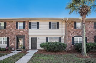 415 Parkdale Drive 14d, Charleston, SC 29414